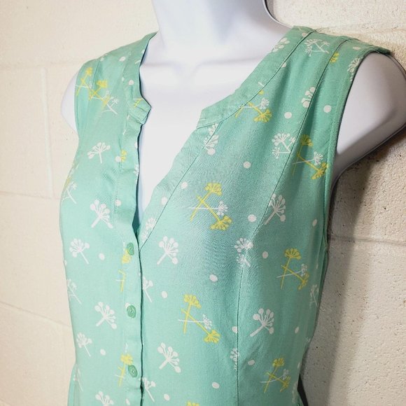 Modcloth Steadfast Sojourn Sleeveless Top Mint - Picture 2 of 11